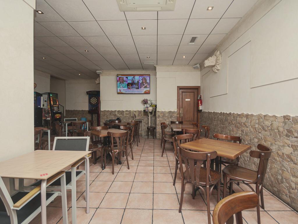 Traspasse de Café Bar totalmente operacional em Torrellano – Pronto para começar! - Image 16