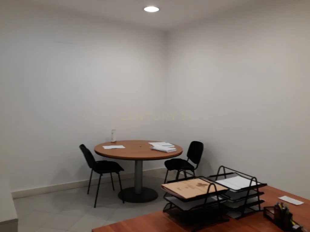 Centro de Escritórios Santa Catarina, em Linda Velha- NEGÓCIO PARA INVESTIDOR - Image 8