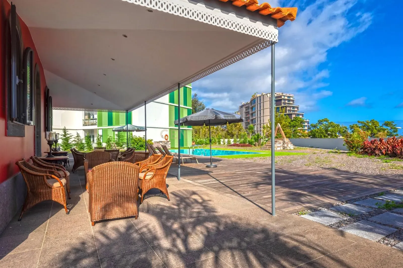 Fotografia 10 de Moradia de Luxo com Piscina na Estrada Monumental – Funchal