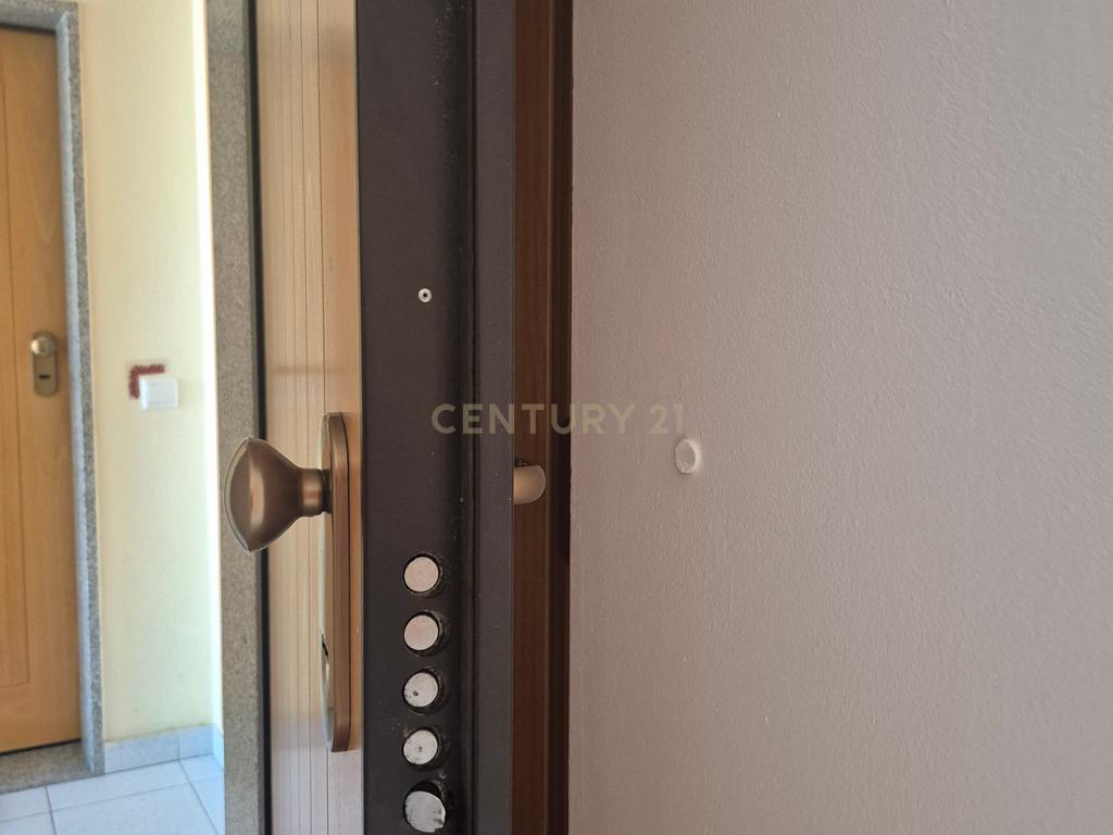 Apartamento T2 Quinta do Conde - Image 16