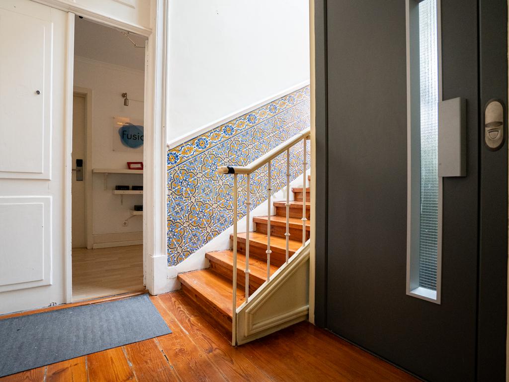 Apartamento Único com Vista sobre o Campo Pequeno – Lisboa - Image 4
