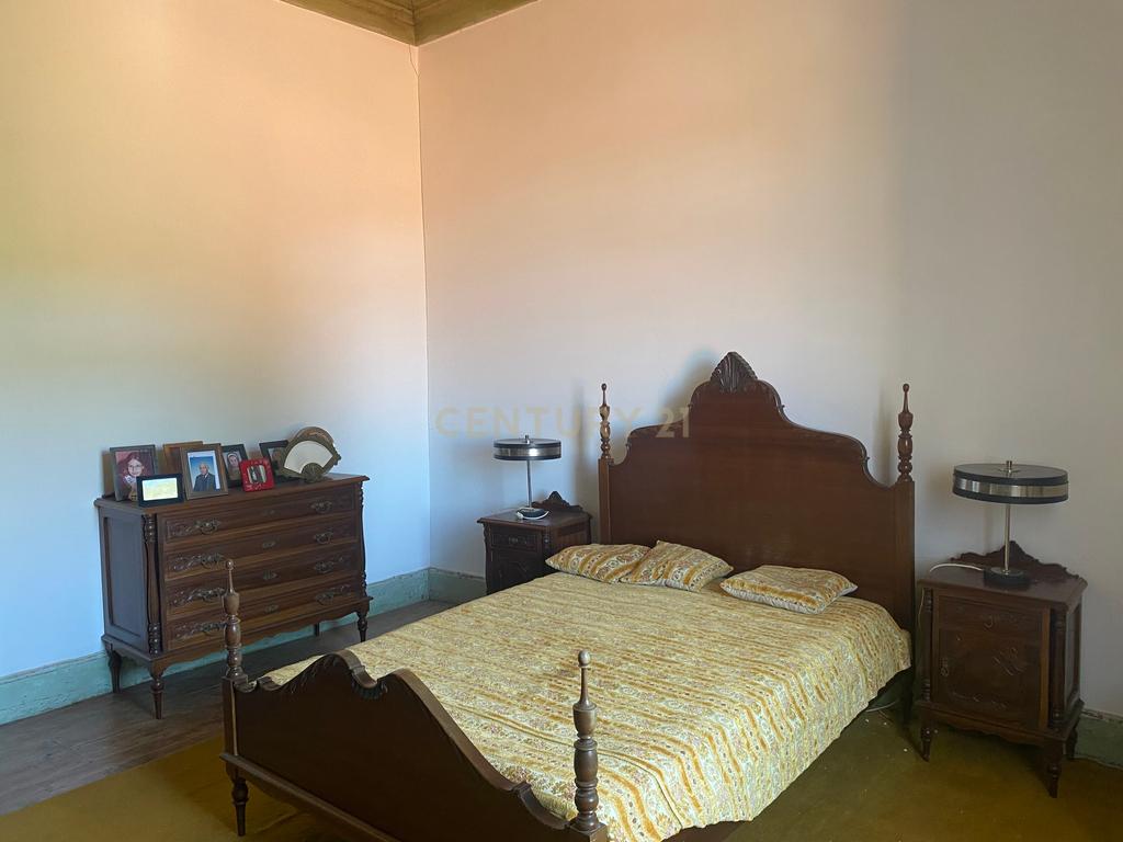 Casas Senhoriais Início Sec XIX + Terreno 4100m2 | 20 minutos de Coimbra - Image 21