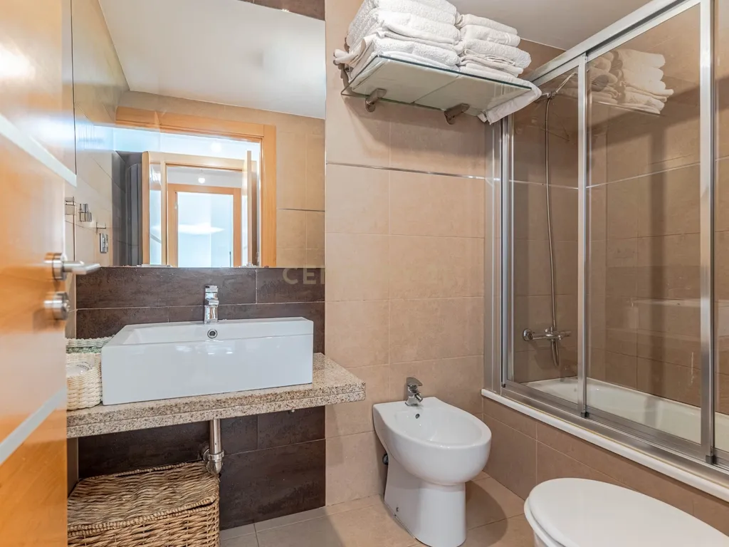 Apartamento T2 com Terraço em Granada, Andalucía - Image 31