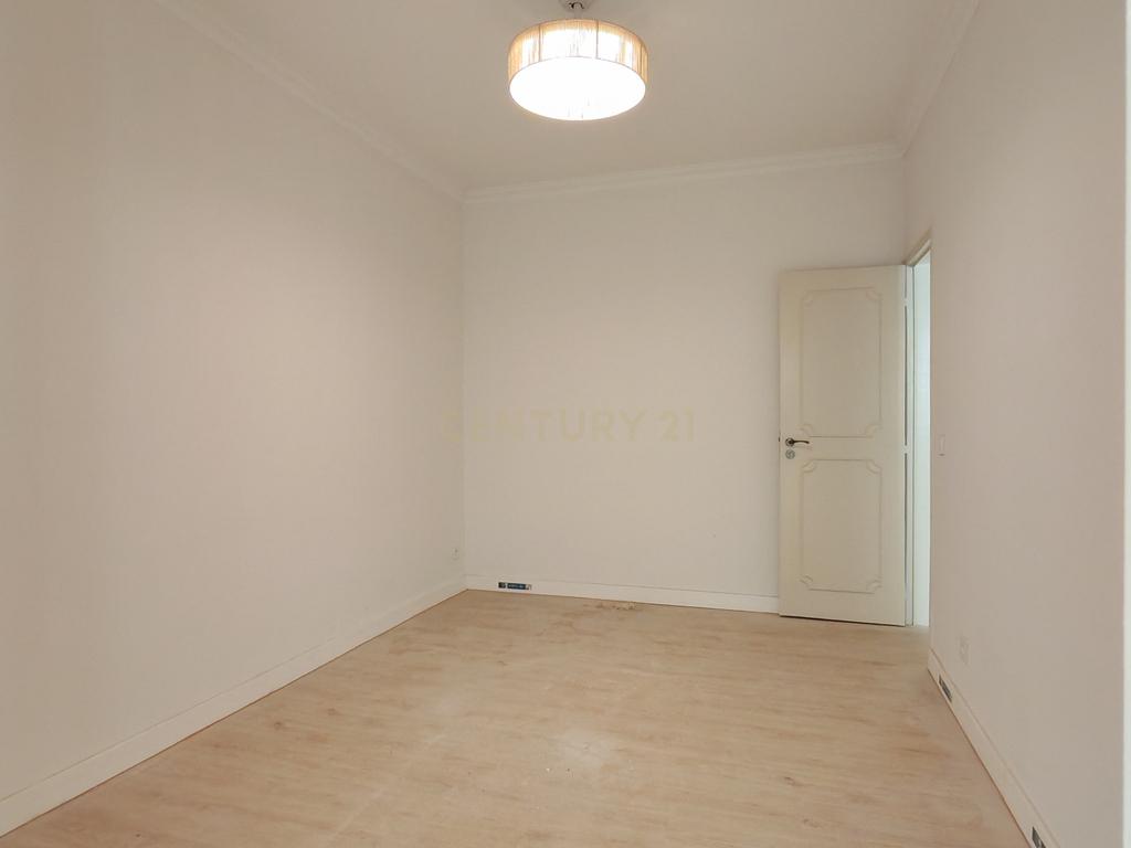 Apartamento T2 em Campolide, Lisboa - Image 4