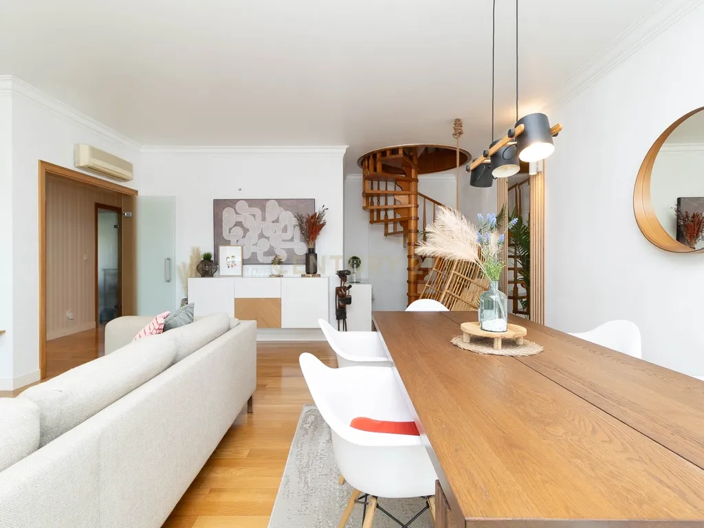 Apartamento Duplex T3 perto do mar na Caparica — Conforto, Elegância, Proximidade da Natureza e Estilo de Vida Descontraído - Image 49