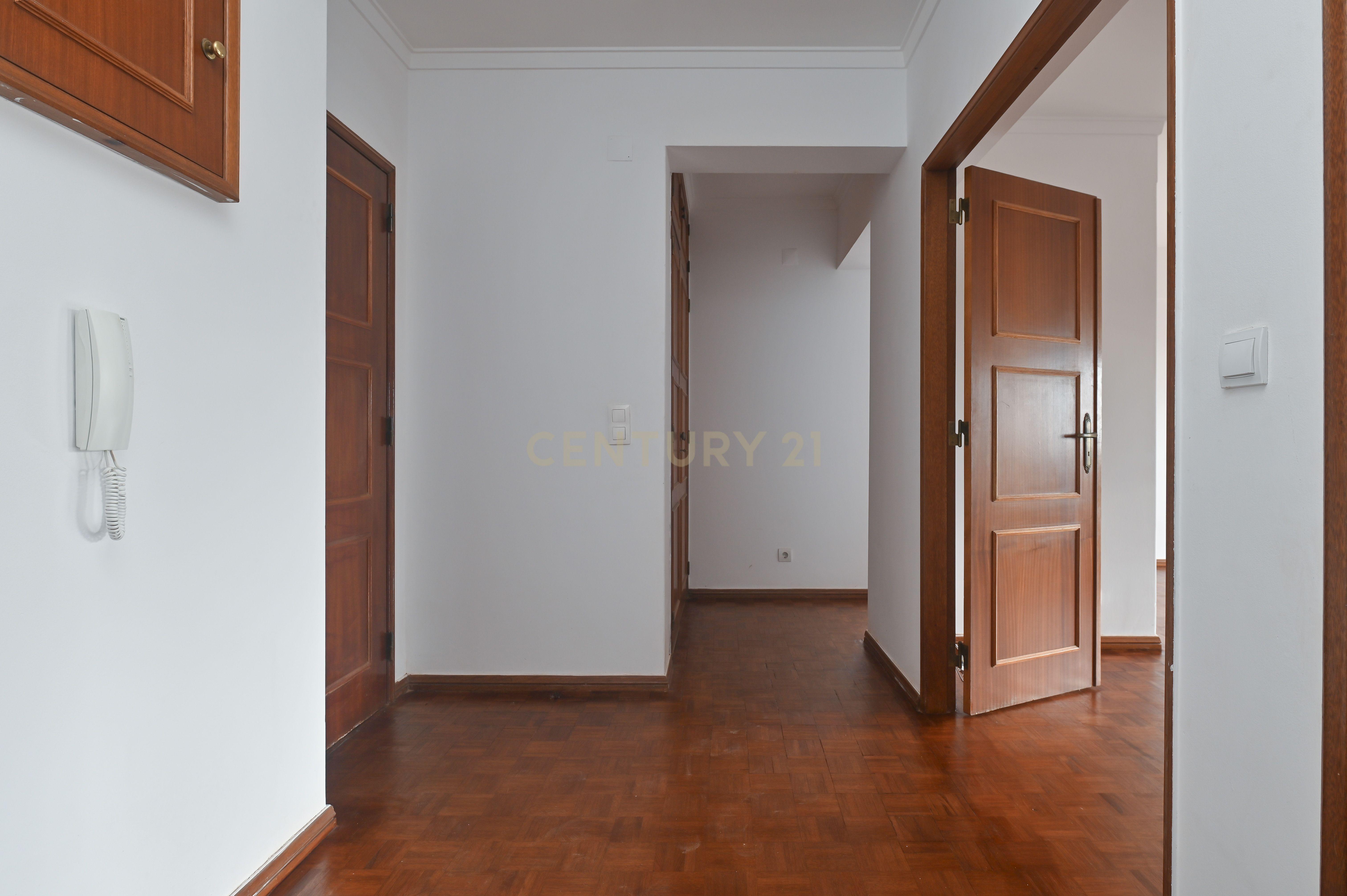 Fotografia 10 de Apartamento T2 para venda com vista para o Rio em Oeiras