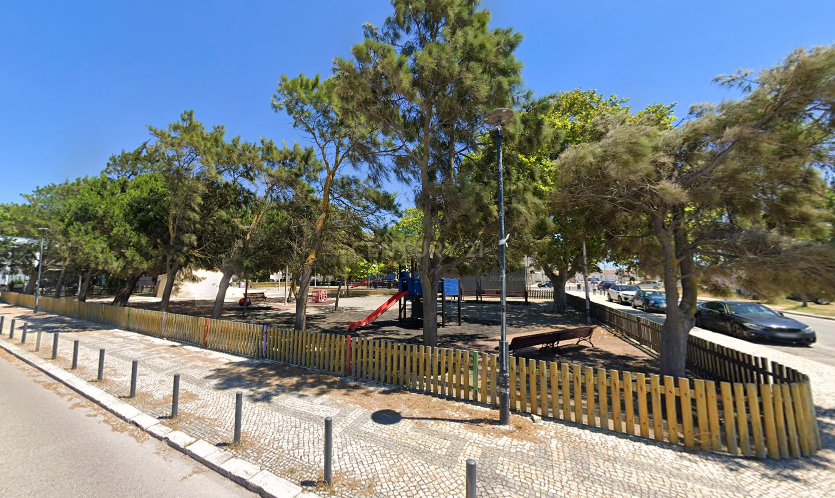 Construção de Prédio no centro do Barreiro com PIP Aprovado para Ampliação - Image 5