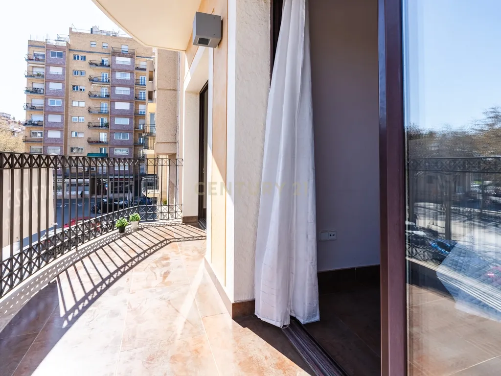 Apartamento amplo de 3 quartos no coração de Vendrell - Image 46