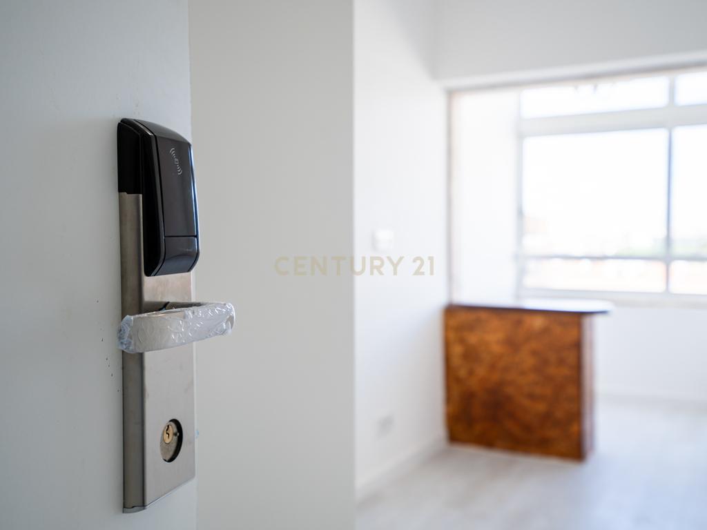 Apartamento na Amadora transformado em 5 modernos estúdios  - Image 58