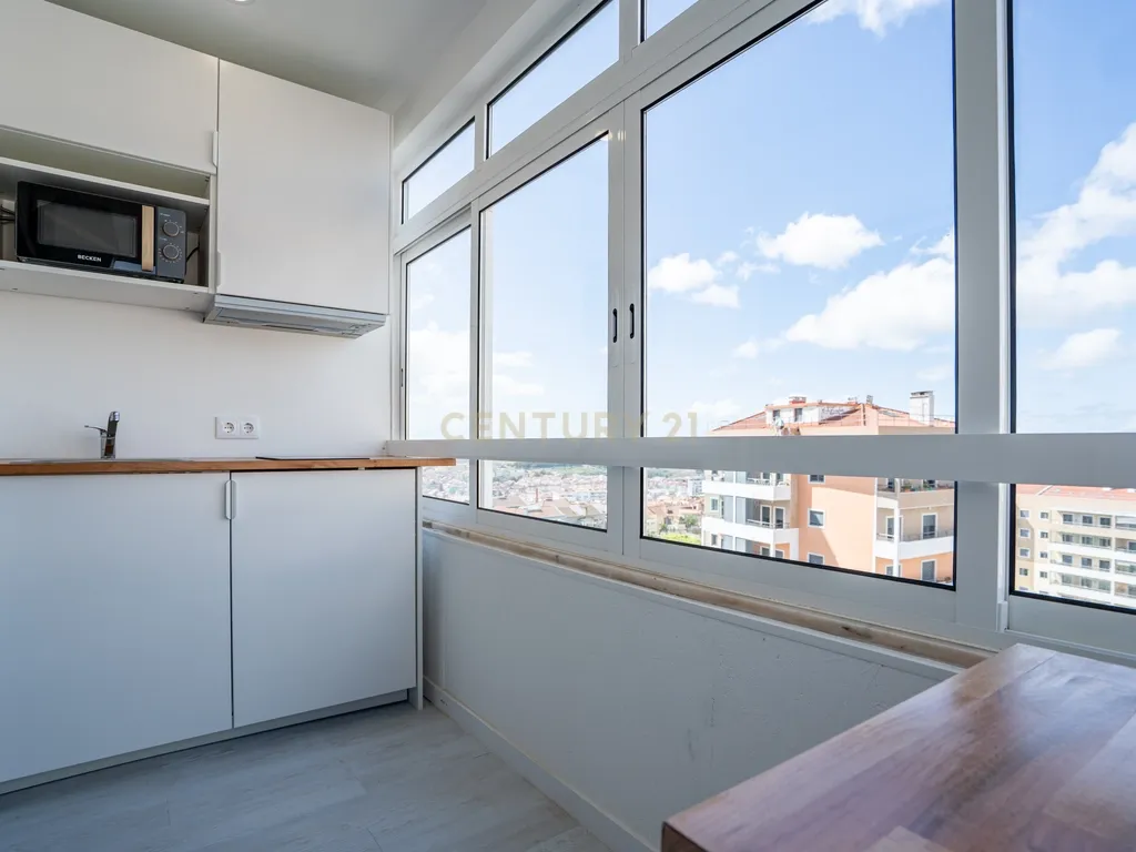 Apartamento na Amadora transformado em 5 modernos estúdios - Image 20