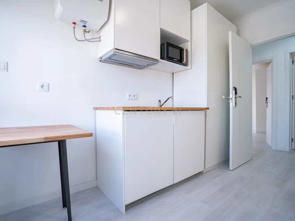 Apartamento na Amadora transformado em 5 modernos estúdios - Image 41