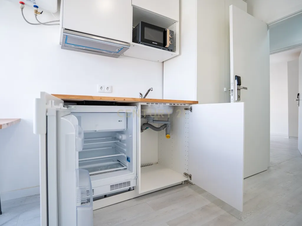 Apartamento na Amadora transformado em 5 modernos estúdios - Image 45