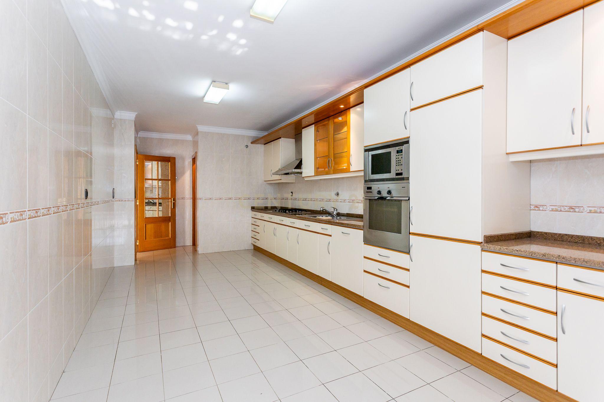 Fotografia 3 de Excelente apartamento T3 na Venteira - Amadora