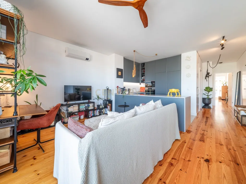 Apartamento T1 em Alcantara - com estacionamento - Image 6