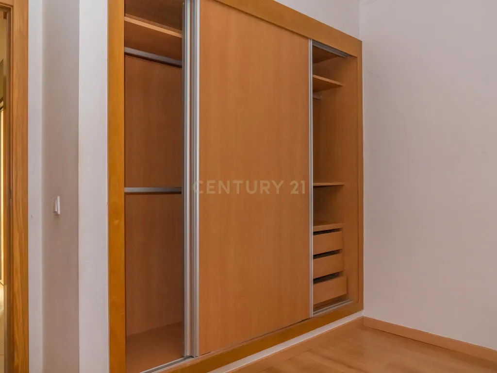 Apartamento T2, com Parqueamento, em Brejos de Azeitão - Image 25