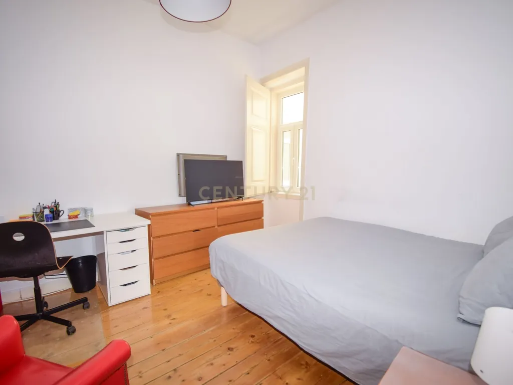 Apartamento T5 em Arroios: mais espaço, mais conforto e mais Família! - Image 26