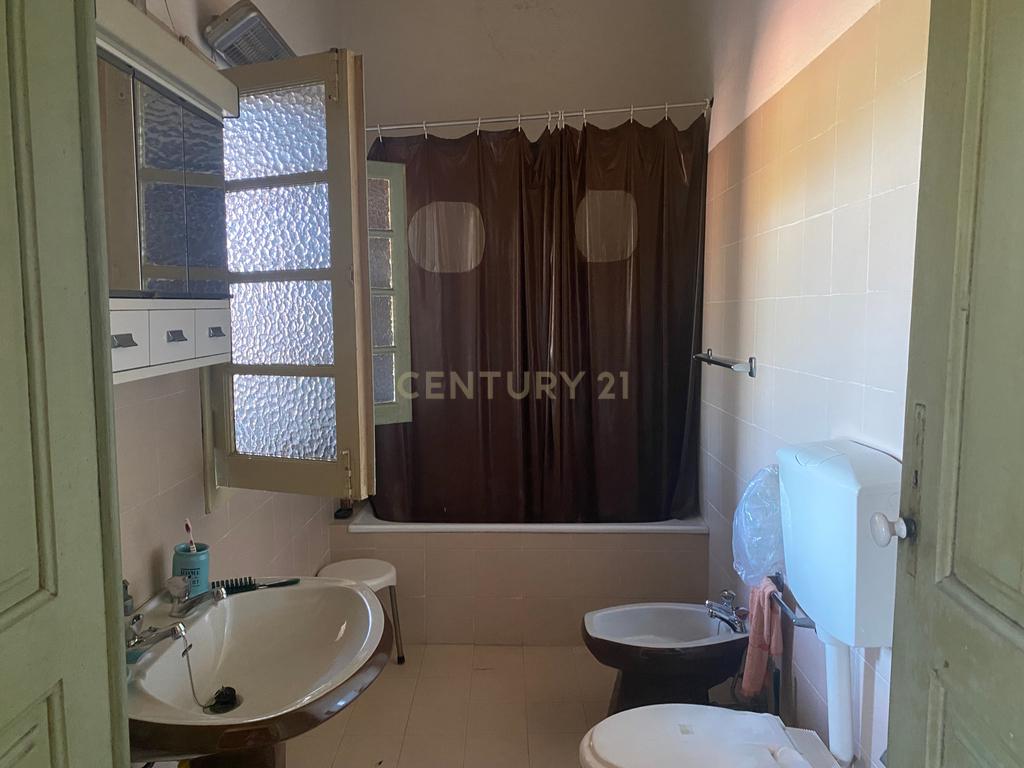 Casas Senhoriais Início Sec XIX + Terreno 4100m2 | 20 minutos de Coimbra - Image 29