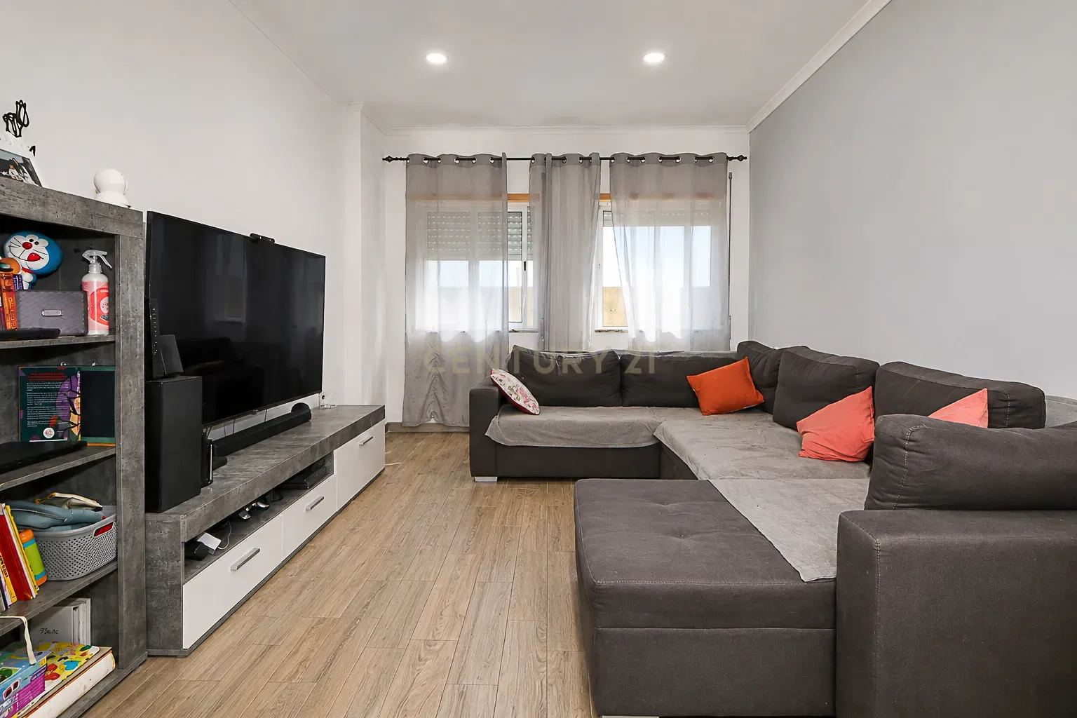 Fotografia 7 de Apartamento T3 com Parqueamento em Setúbal