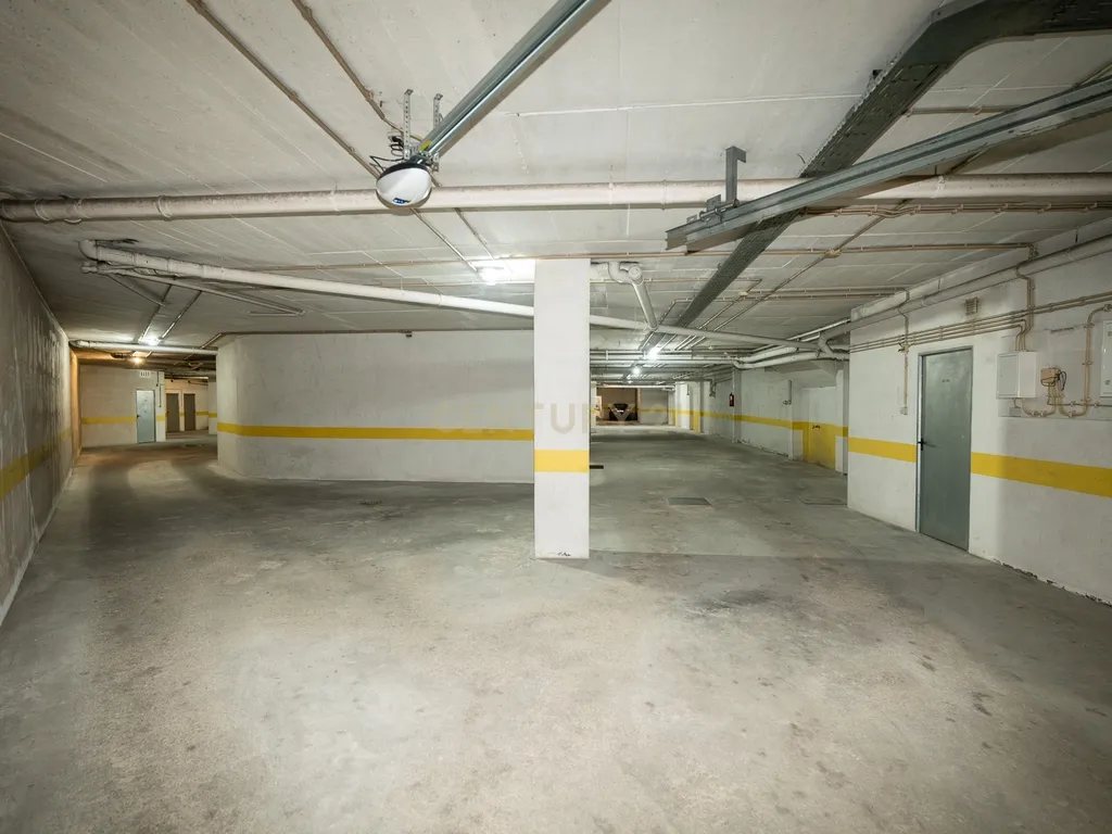 * ESPECTACULAR APARTAMENTO NO CENTRO DE MAFRA, COM VARANDA E PARQUEAMENTO * - Image 39