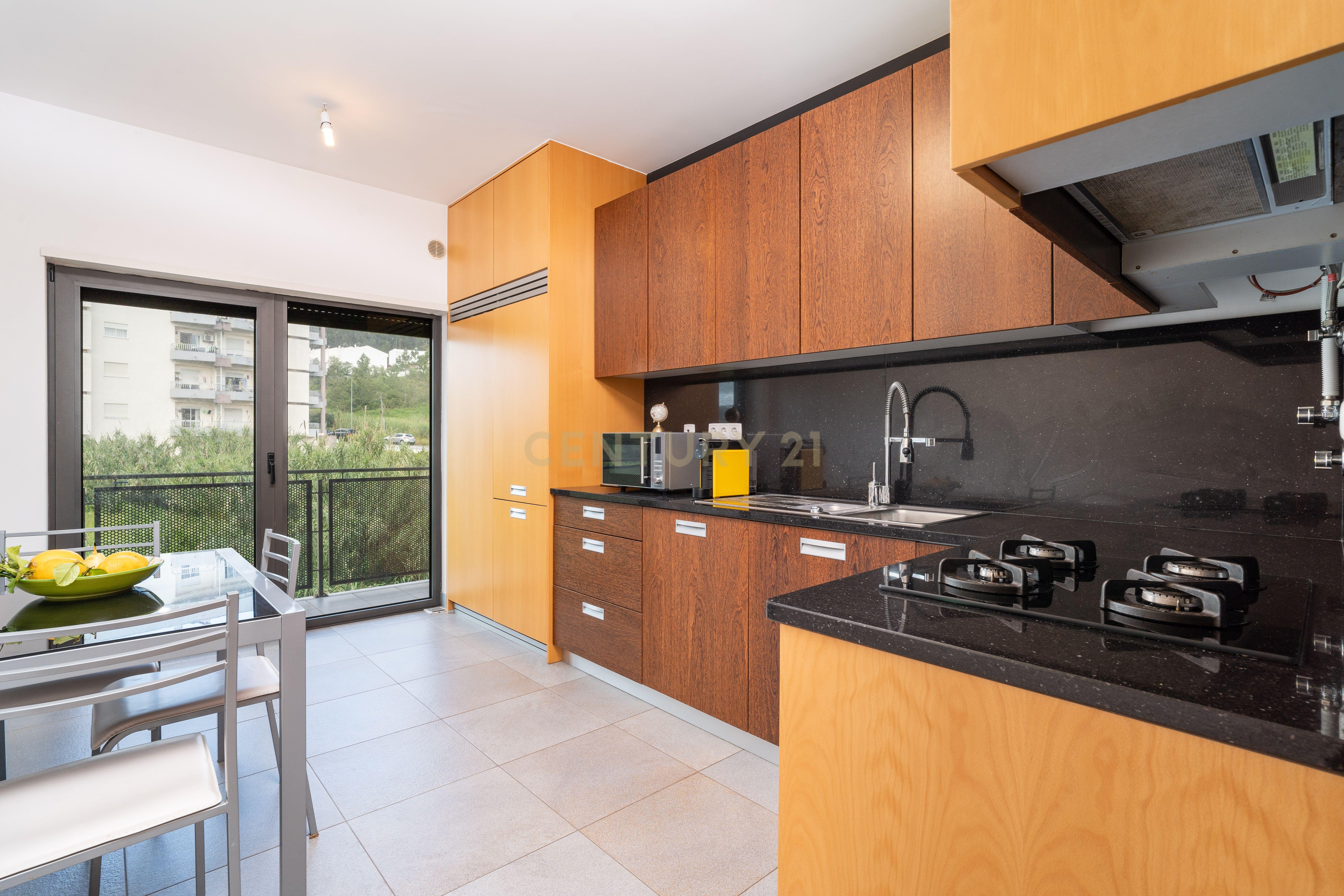 Apartamento T2 em ótimo estado de conservação, às portas de Montemor-o-velho. - Image 2
