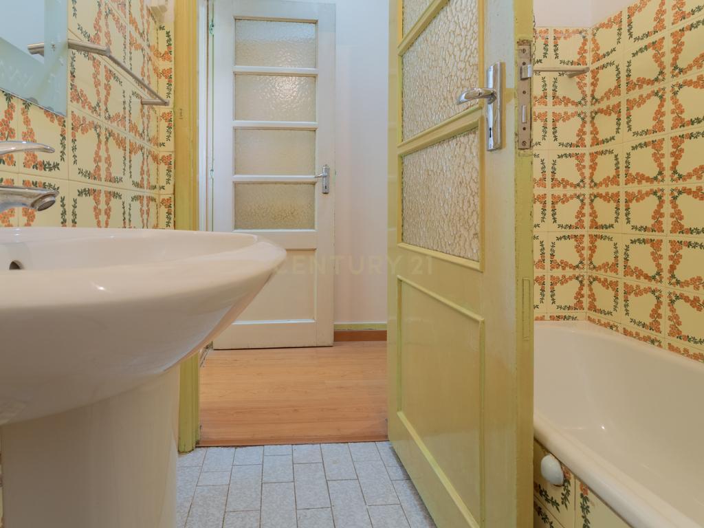 Apartamento T3 em Moscavide, Loures - Image 17