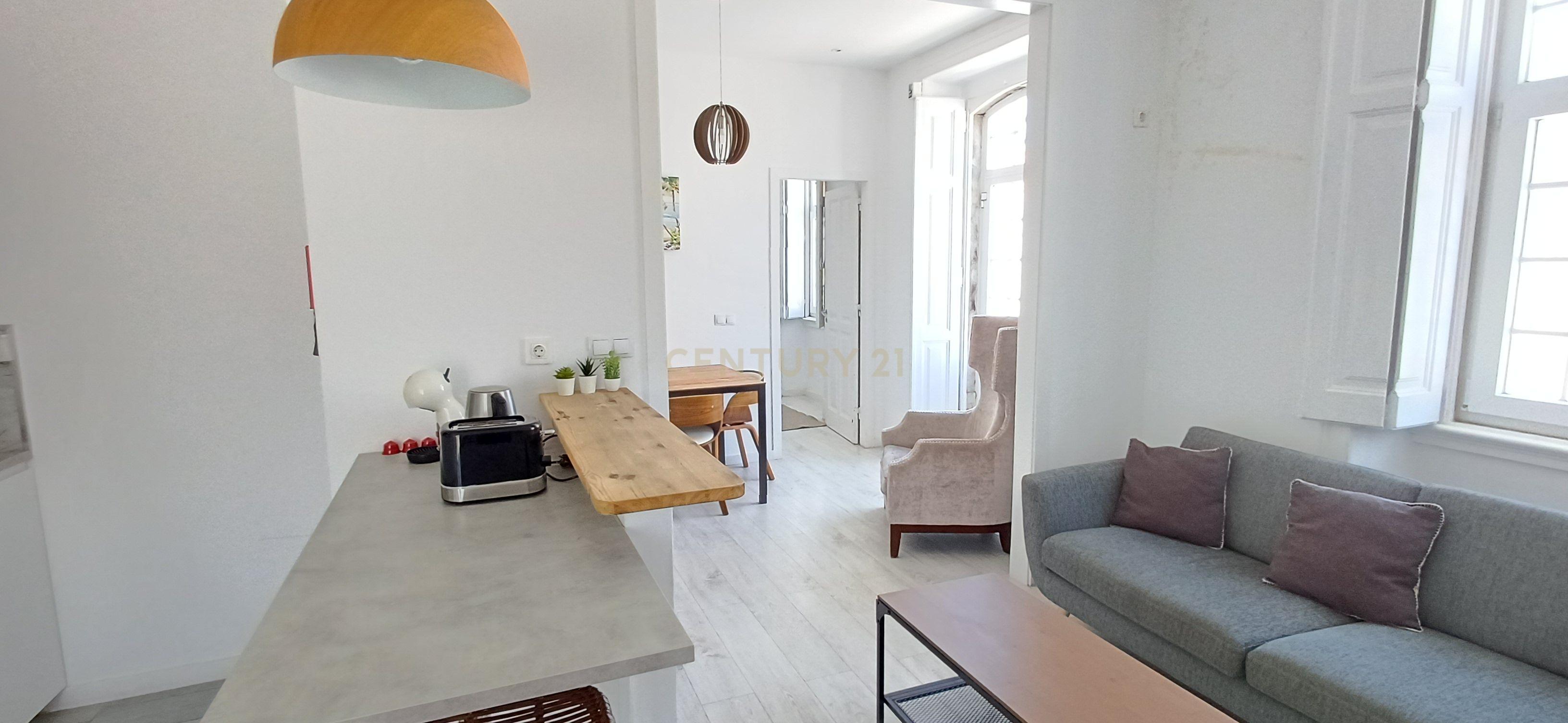 Fotografia 5 de MORADIA DE CHARME NO CORAÇÃO DE SINTRA * 3 Apartamentos * 6 quartos
