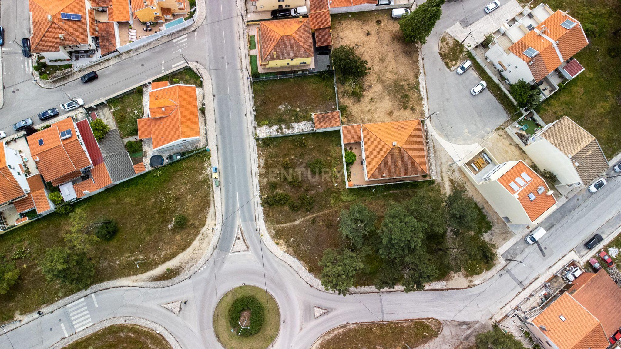 Fotografia 12 de Terreno na Quinta do Conde para construção de edificio