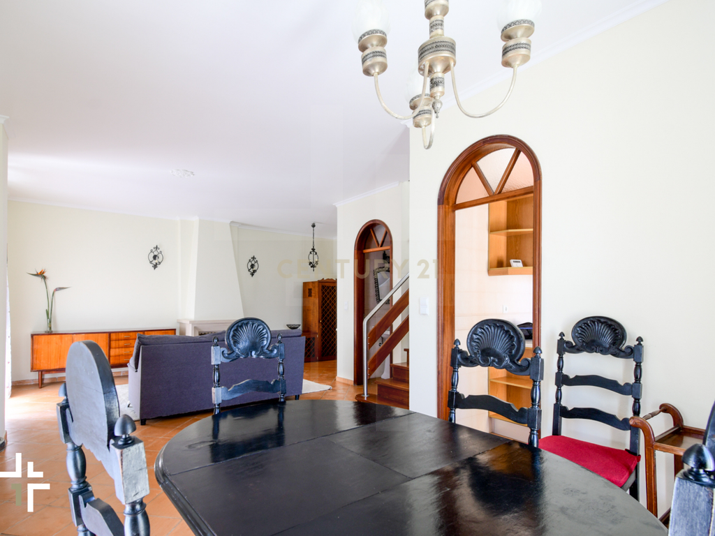 Moradia T2 com Jardim e Alpendres Exclusivos | São Pedro do Estoril - Image 17