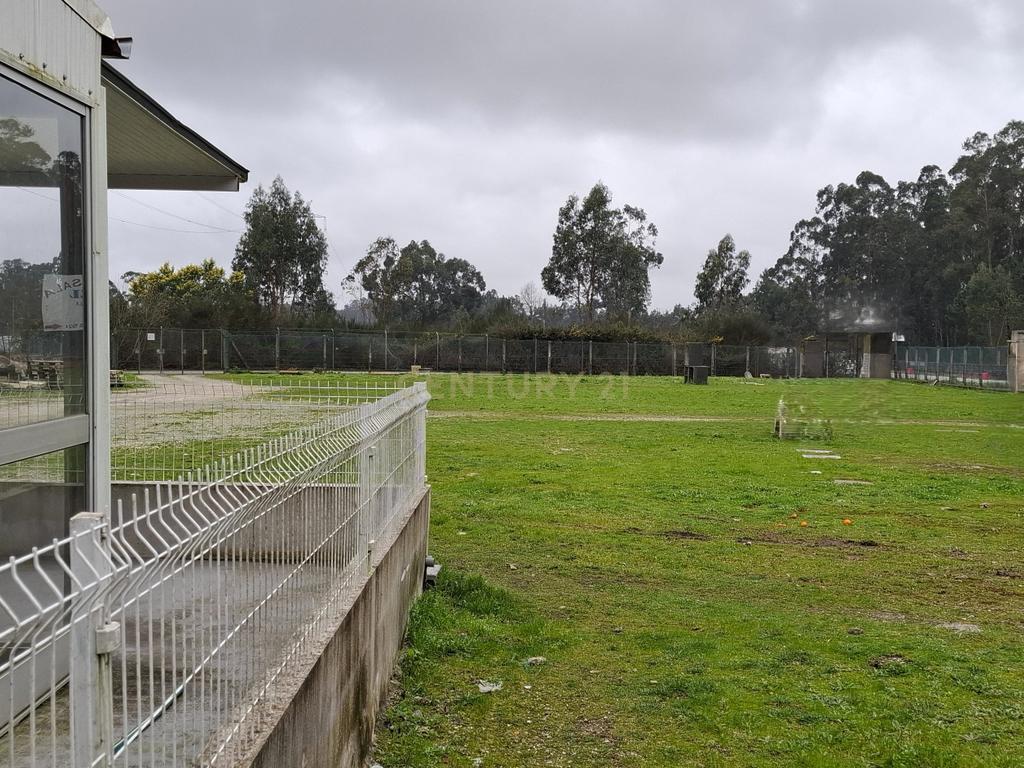 Terreno para Construção, na Via do Poder Local, em Paços de Ferreira - Image 7