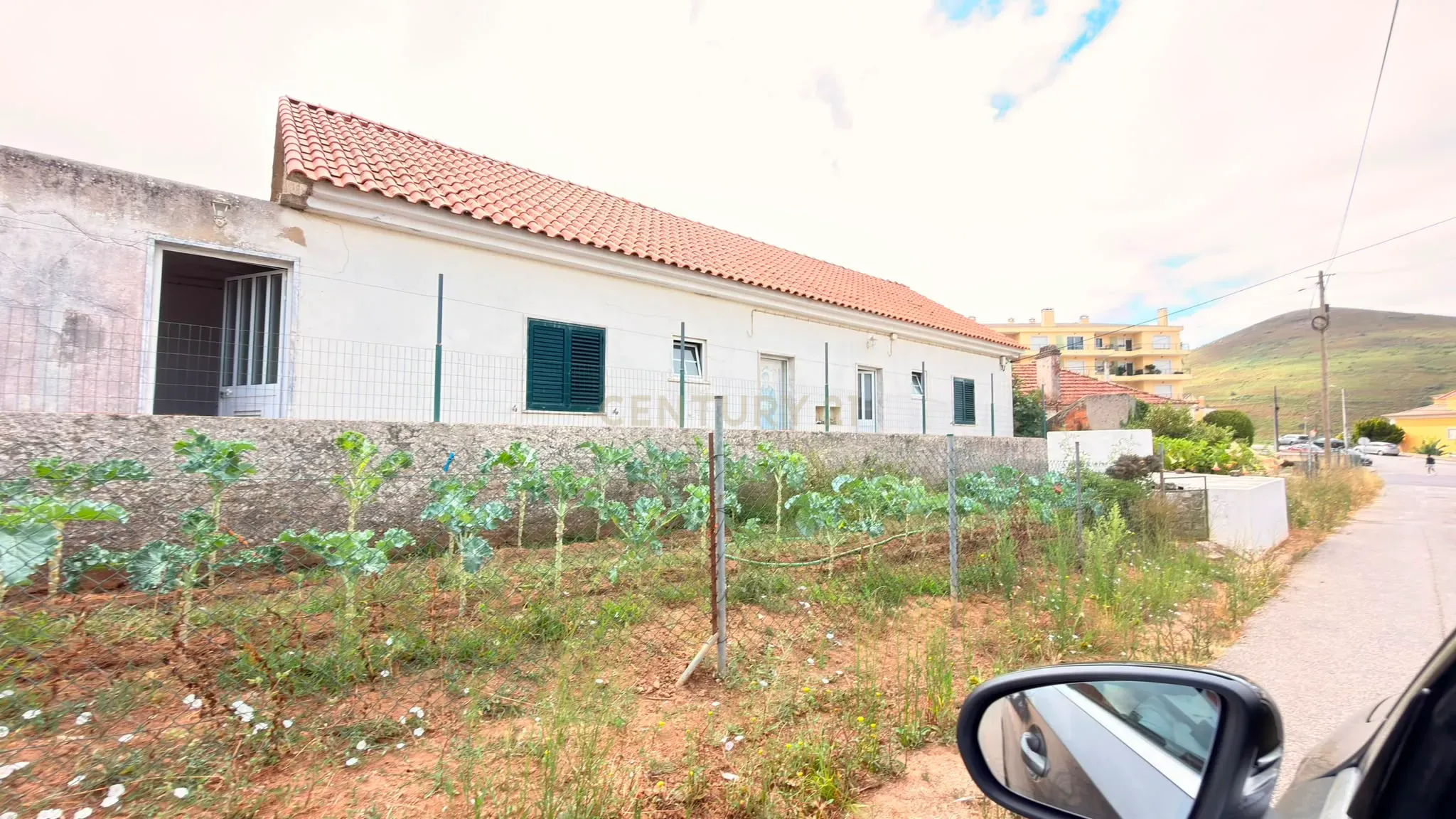 Fotografia 12 de TERRENO URBANO COM 2.000M2- EXCELENTE OPORTUNIDADE DE INVESTIMENTO