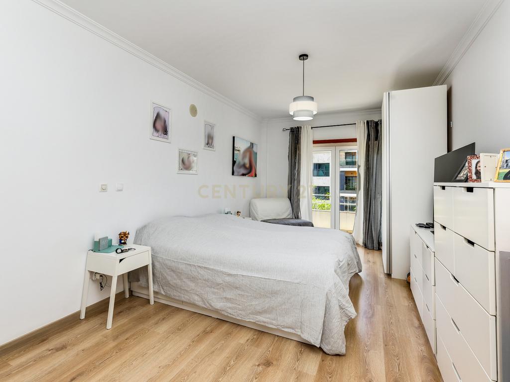Apartamento T3 no Montijo com garagem, arrecadação e varandas - Image 23