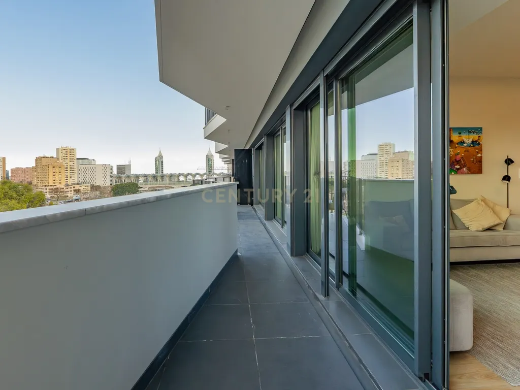 Apartamento T2 no VALRIO II junto ao Parque das Nações - Image 5