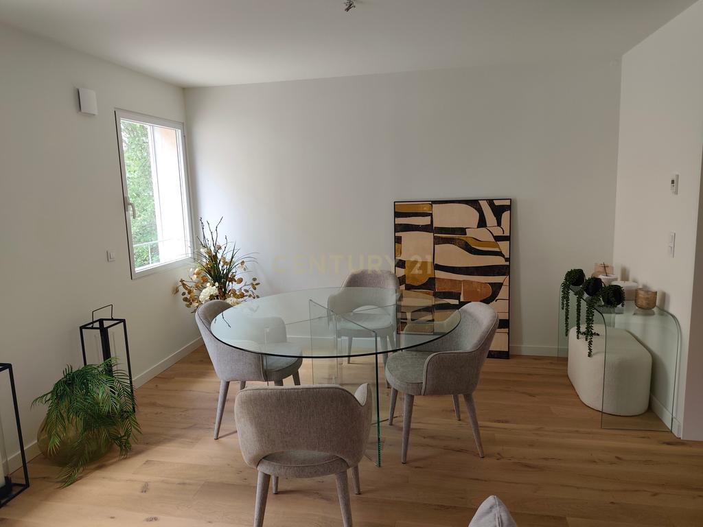 Excelente Apartamento T2 bastante Central no Areeiro com Jardim Privativo - Image 15