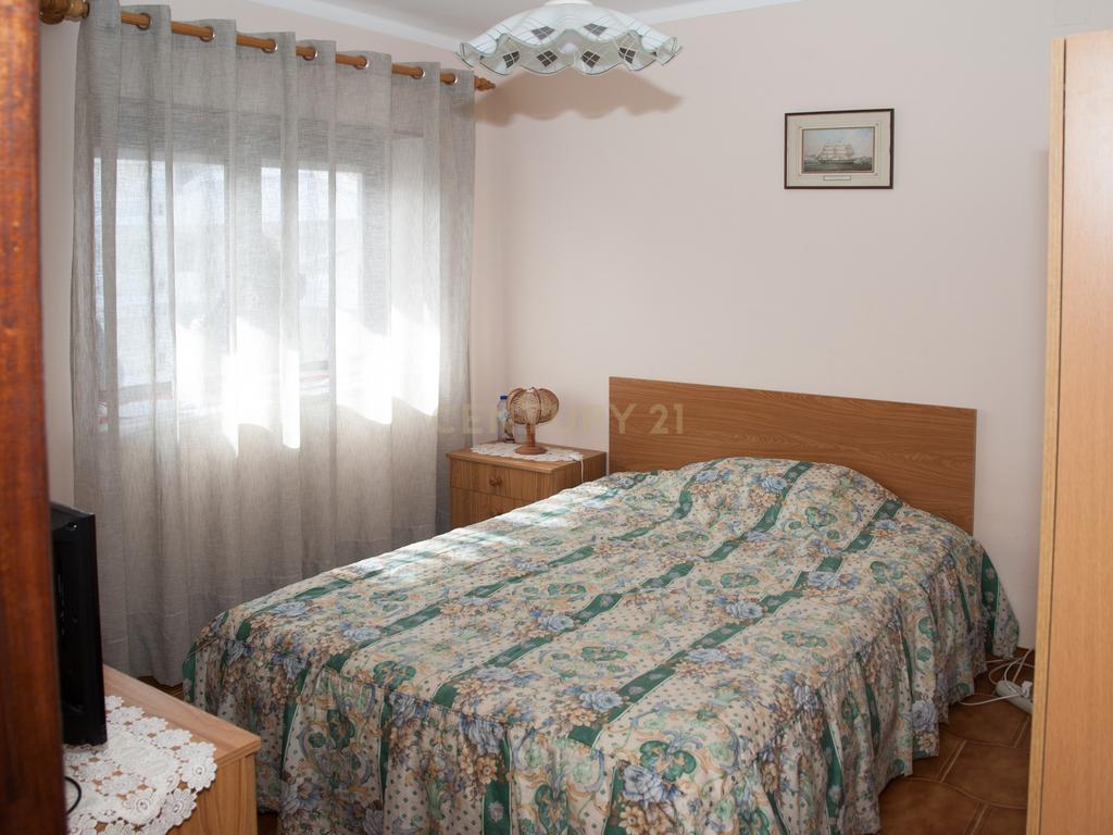 Apartamento T3 em Peniche, Atouguia da Baleia, perto da praia e com boa exposição solar - Image 12