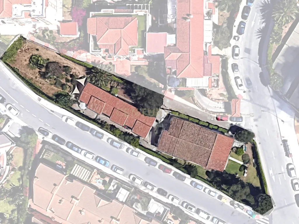 À Venda! Terreno Urbanizável com Edificações em El Limonar, Málaga - Image 39