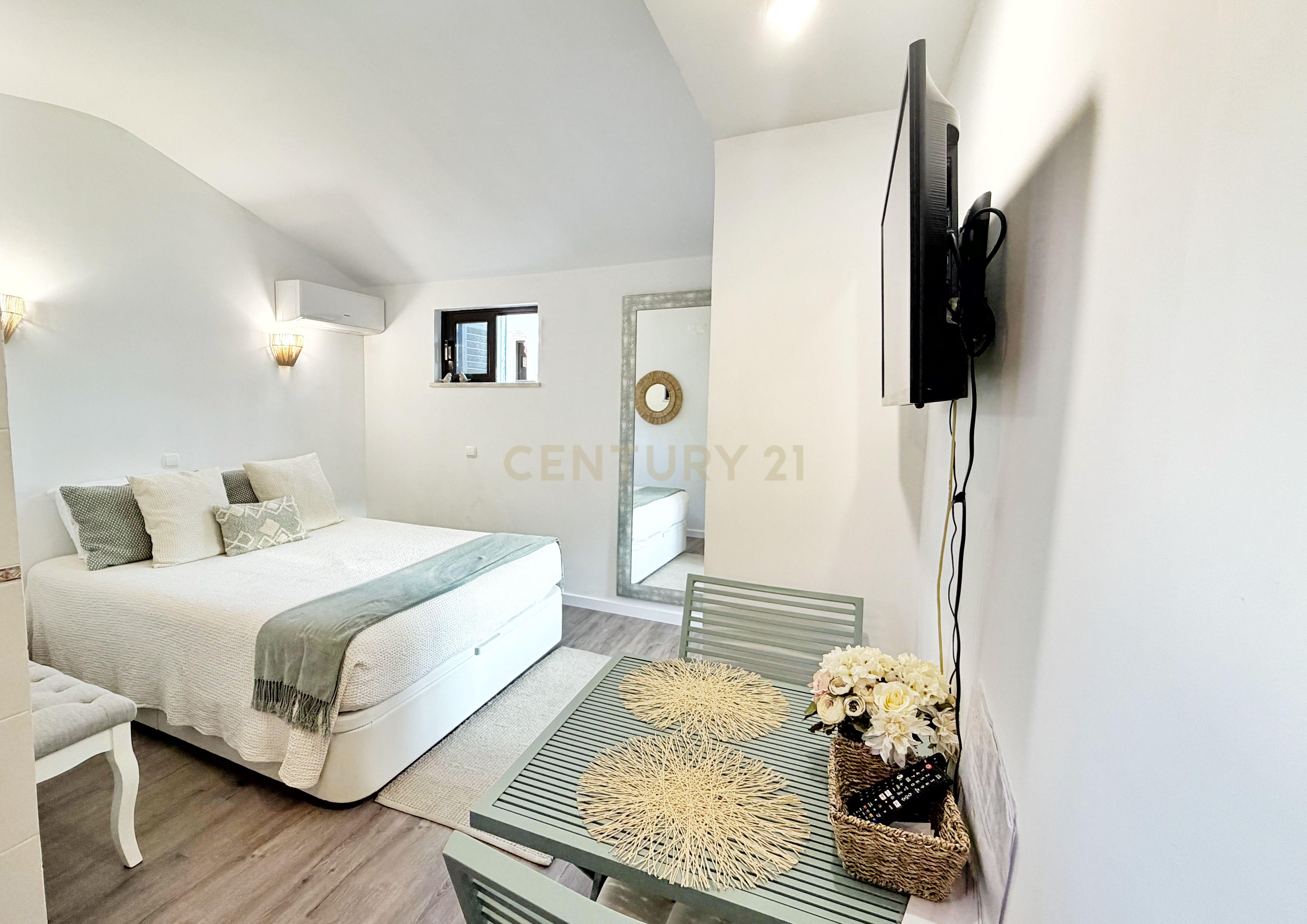Fotografia 3 de Apartamento T0 com Piscina no Condominio Aldeia das Açoteias, 2 KM da Praia da Falésia – Ideal para Férias e Investimento