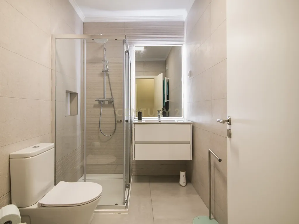 Apartamento T3 Totalmente Renovado – Colinas do Cruzeiro, Odivelas - Image 23