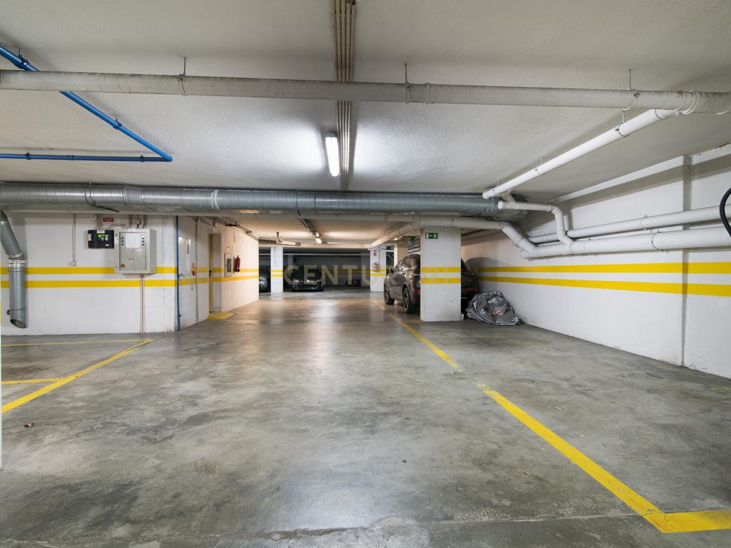 Apartamento T3 Totalmente Renovado – Colinas do Cruzeiro, Odivelas - Image 27