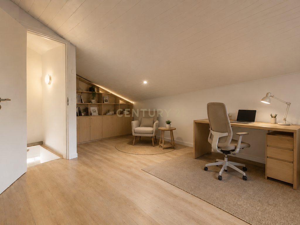 T2 duplex, remodelado com 91 m², sotão e varanda em Pai do Vento, Cascais - Image 9