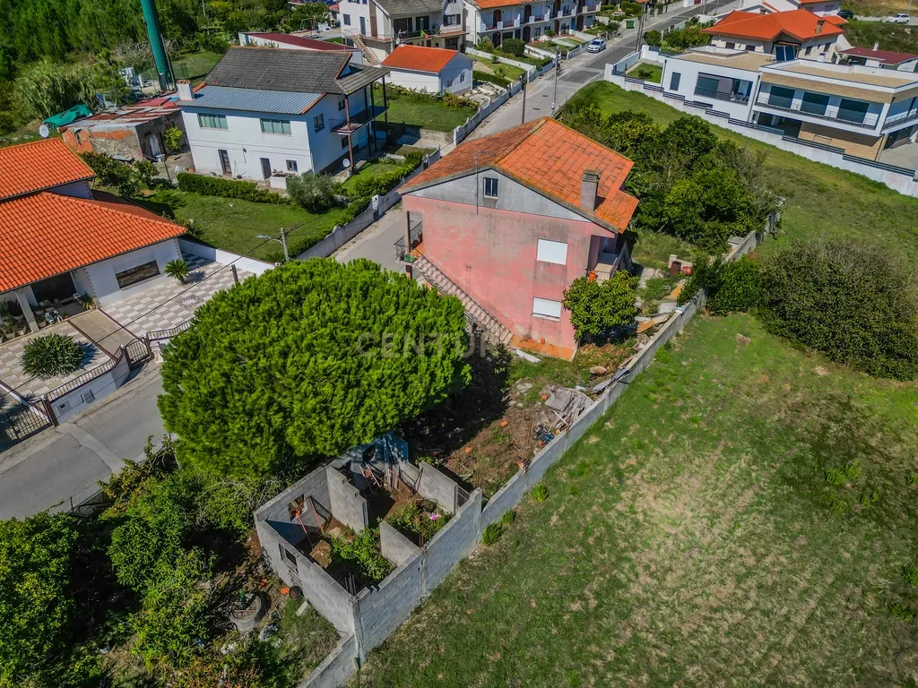Moradia T3 com Garagem em Carritos, Tavarede – Figueira da Foz - Image 7