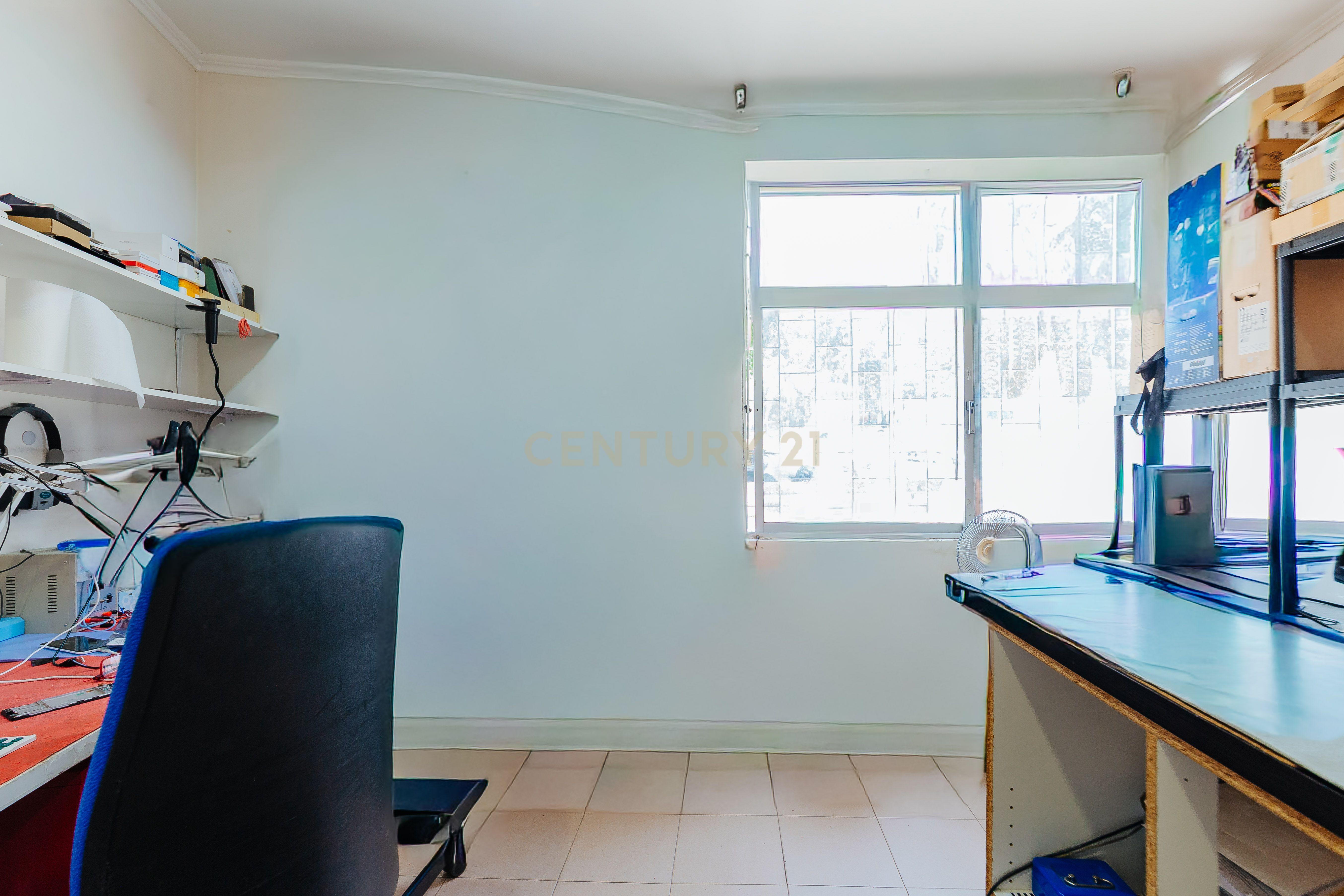 Fotografia 4 de LOJA PARA VENDA | INVESTIMENTO COM RENTABILIDADE | PÓVOA DE SANTA IRIA