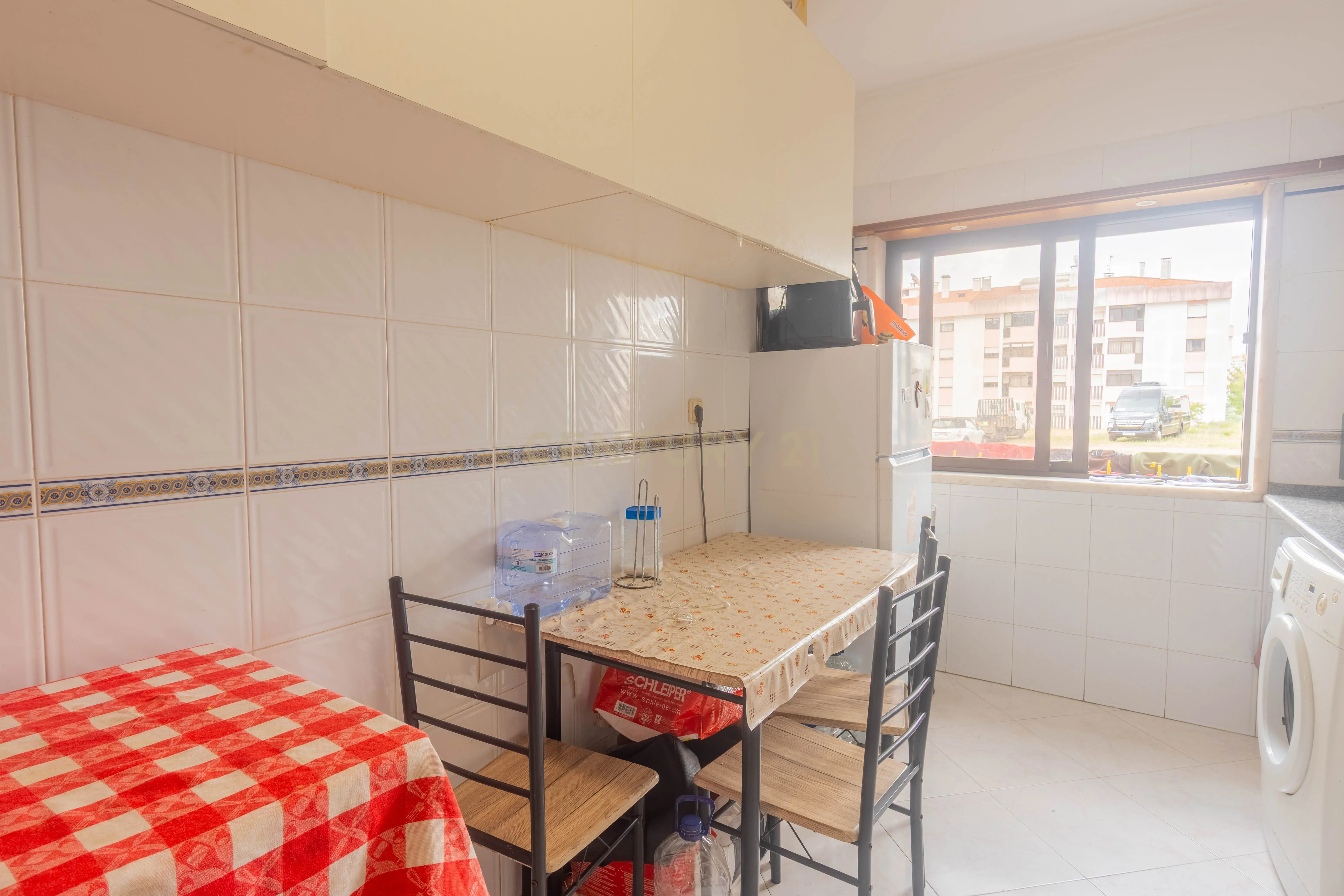 Fotografia 8 de Apartamento T2 em Queluz (Pendão) com ou sem investimento!!
