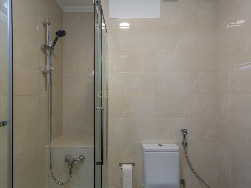 Apartamento T2 para arrendamento em Alfornelos, Amadora - Image 18