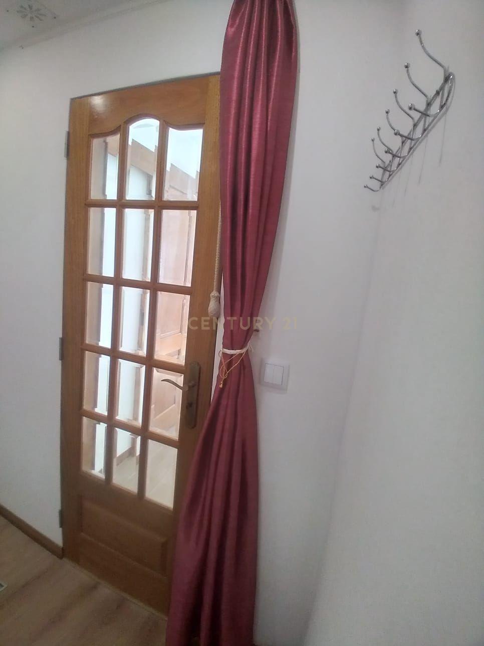 Armazém - Transformado em T1+1 habitacional - Metro Anjos - Image 7