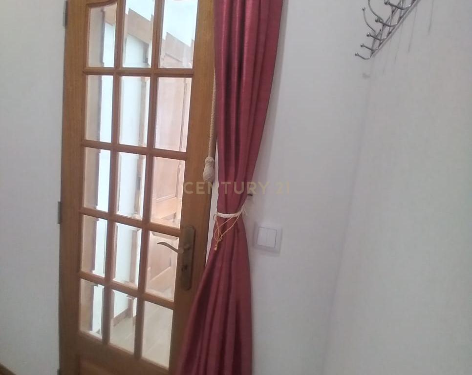 Armazém - Transformado em T1+1 habitacional - Metro Anjos - Image 7