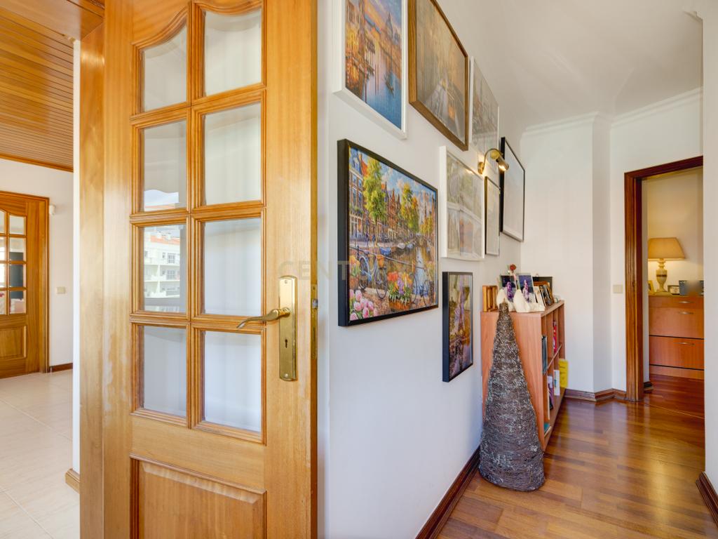 Apartamento T4 | Para Venda | Jardins da Aguilha – São Domingos de Rana | 3º Andar com elevador| 190m² | Garagem | Cascais - Image 18