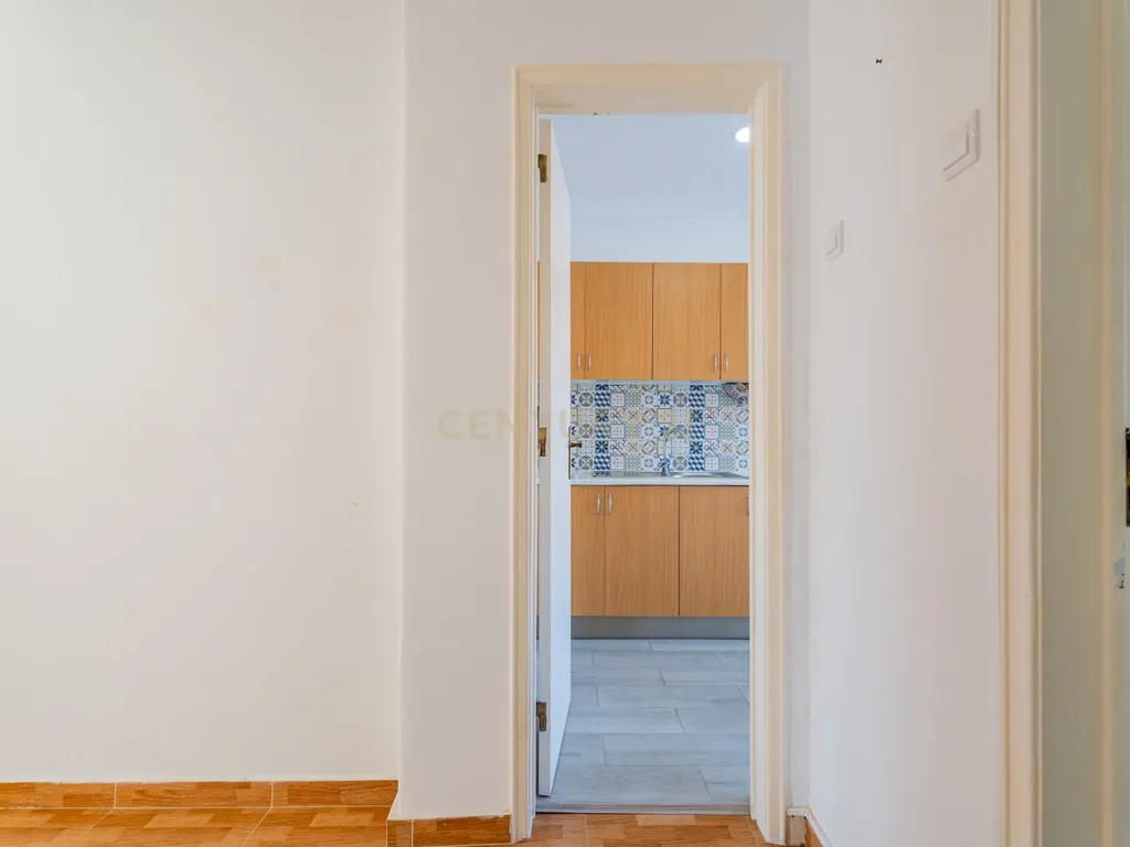 Apartamento T2 para Arrendar – Idanha / Belas - Image 8