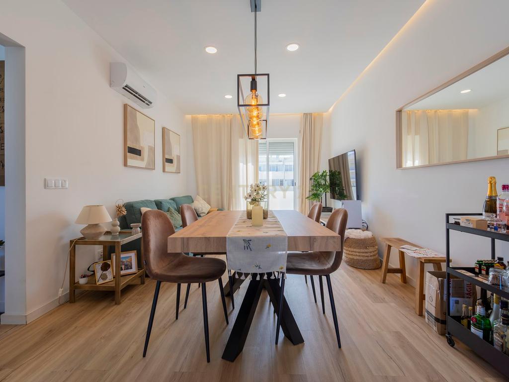 Apartamento T1 com Terraços e Vista Panorâmica em Olhão - Image 6
