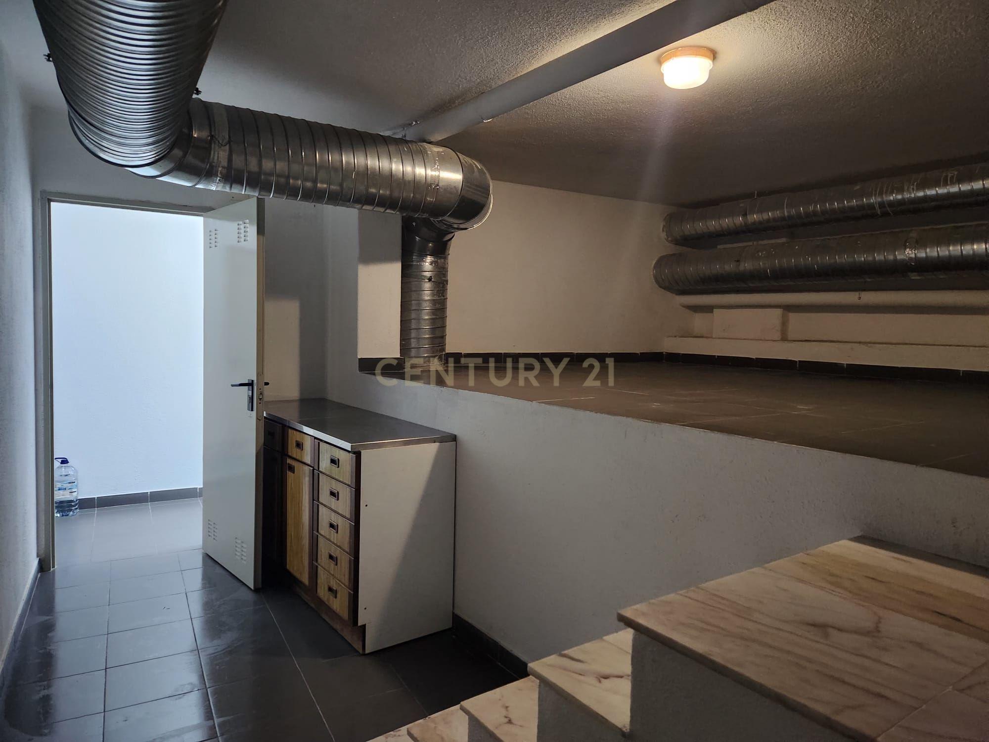 Fotografia 6 de ARRECADAÇÃO 23 m² PARA ARRENDAMENTO | ODIVELAS