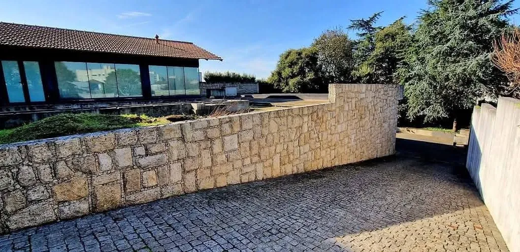 🏡 Moradia T3+1 em construção com piscina e mais de 1.000 m² de terreno | Avintes - Image 22